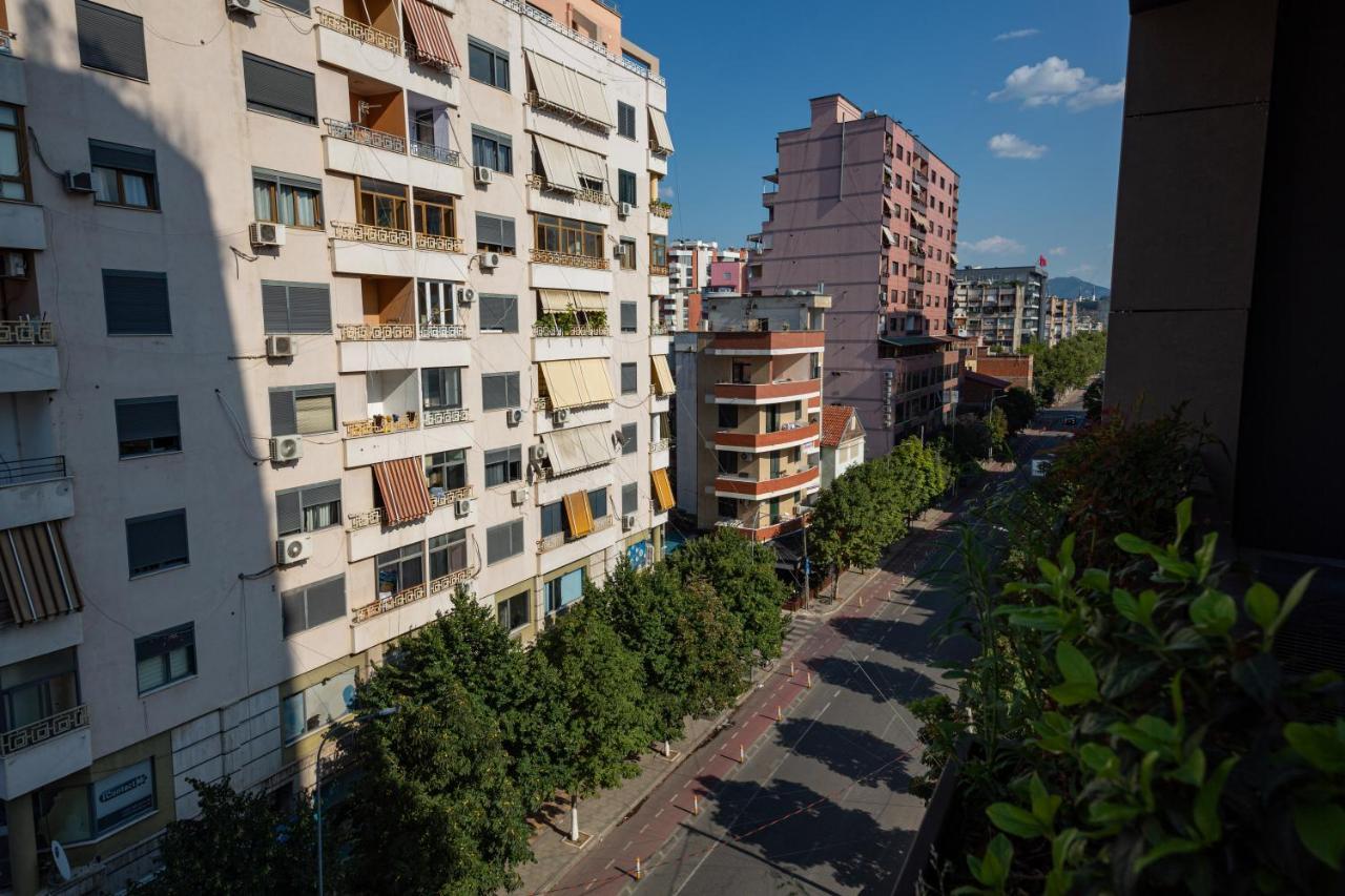 Central Chic Apartments Tirana Kültér fotó